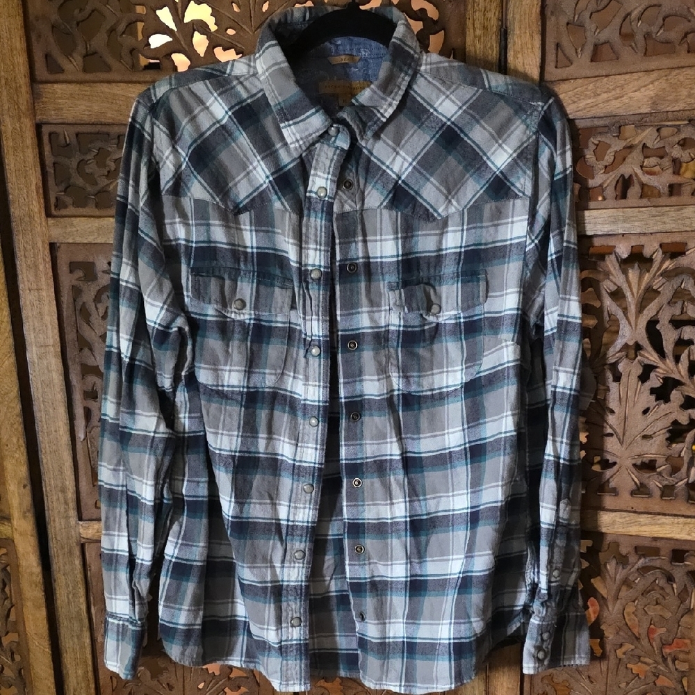 🌟 JACHS Girlfriend Blue and Gray Plaid Button-Up Shirt